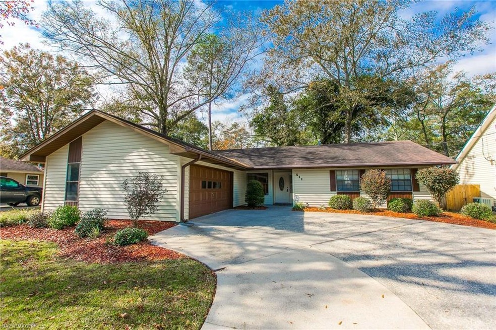 511 Edgewood Dr, Slidell, LA 70460 - photo 1
