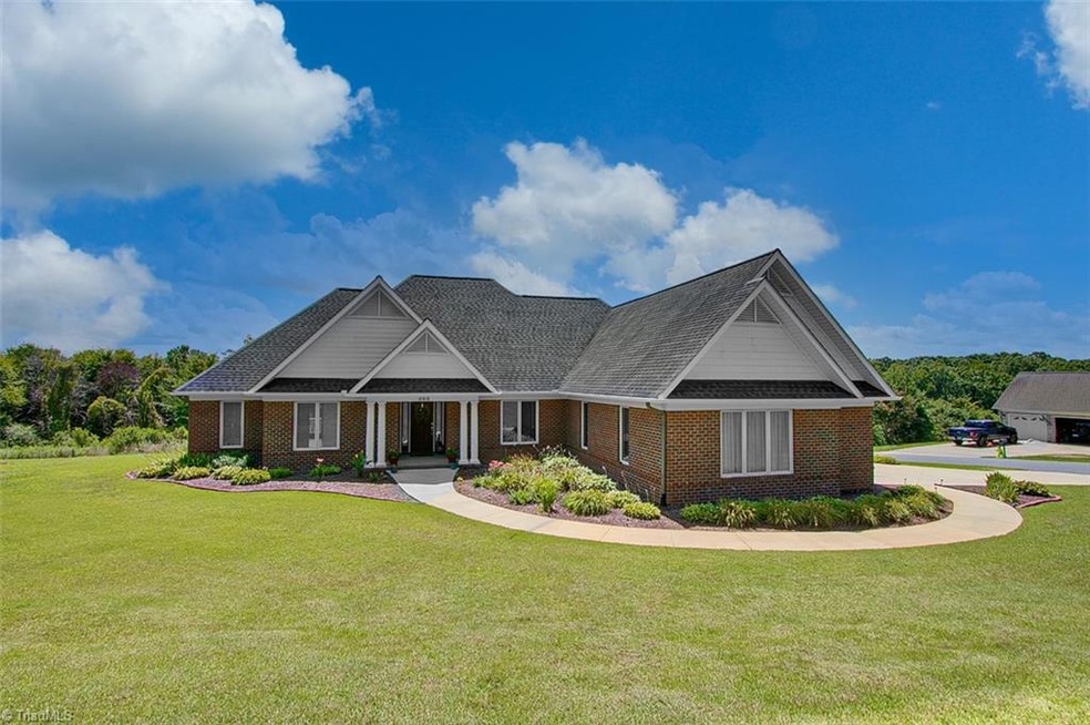 499 Sykes Farm Rd, Asheboro, NC 27205 - photo 1