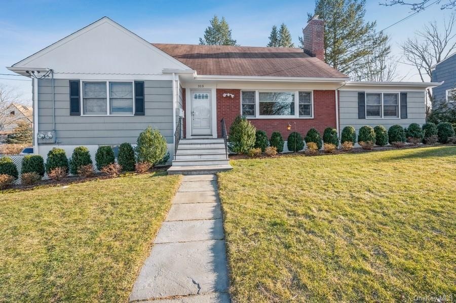 Welcome to 315 Travers Avenue in Mamaroneck, New Y
