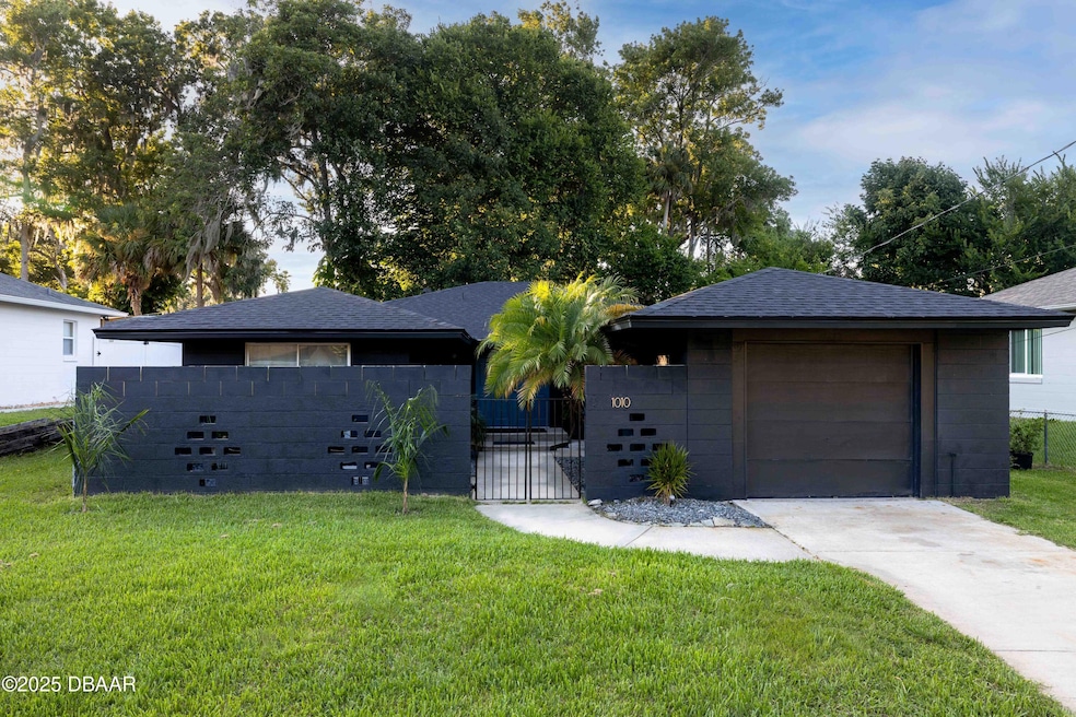 1010 GARY BLVD