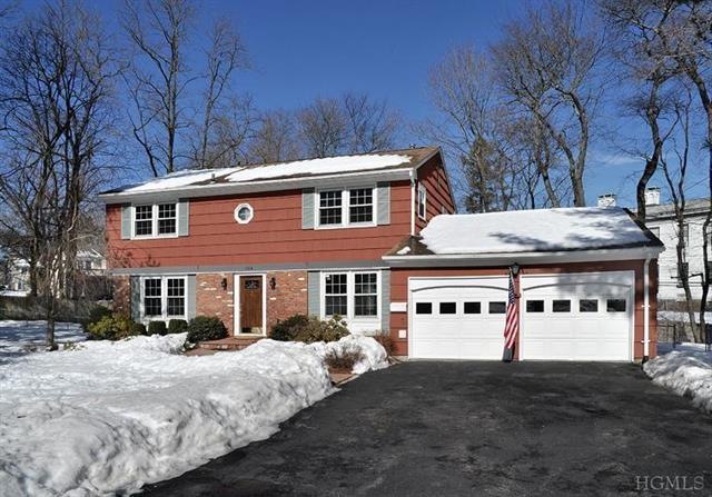 104 Stephens Dr, Tarrytown, NY 10591 - photo 1