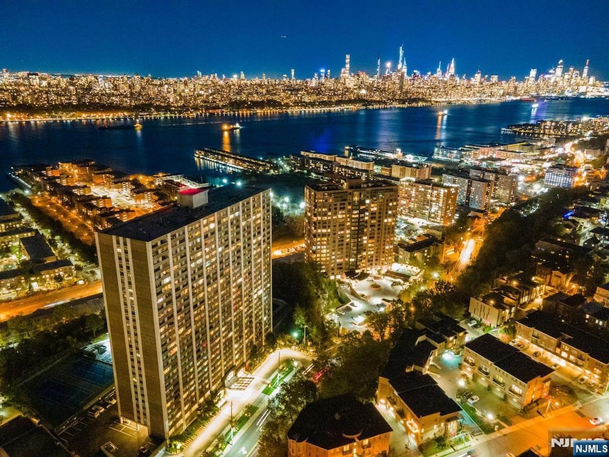 Briarcliff unit 23A, Cliffside Park, NJ 07010 - photo 1