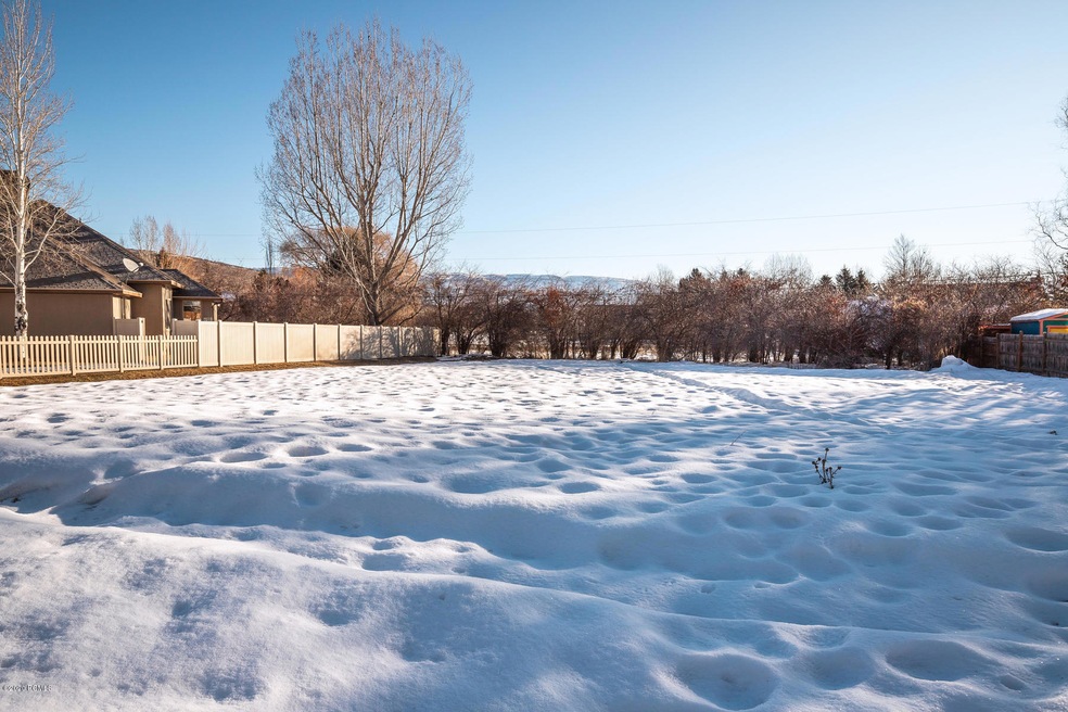 918 N Swiss Farm Cir, Midway, UT 84049 - photo 1