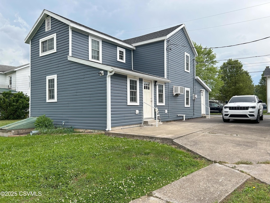 For Rent $1,200/month