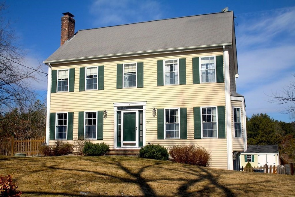 27 Oak Ridge Ave, North Attleboro, MA 02760 - photo 1