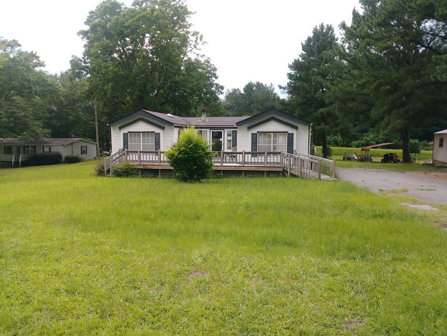 229 Chapel Hill Cir, Macon, GA 31211 - photo 1