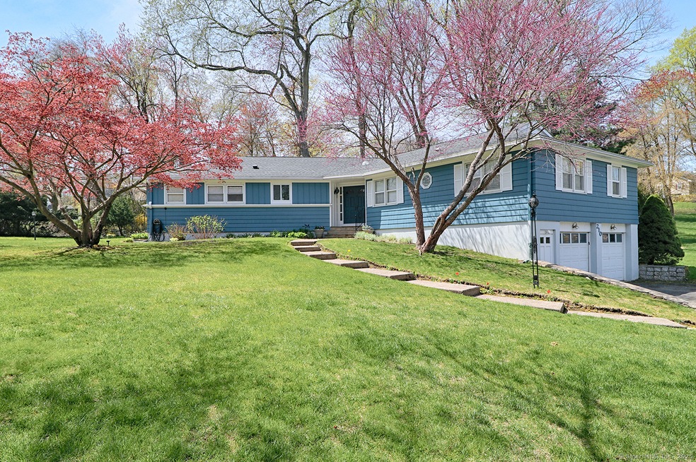 Sold $850,000 • Co-Listing Agent