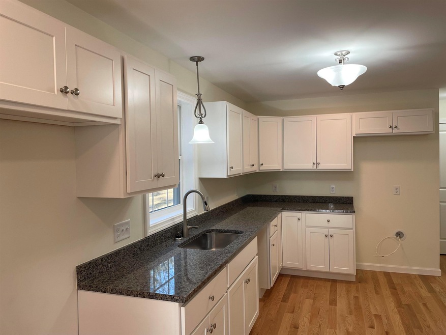 21 Ida Cir unit 310-4, Rochester, NH 03868 - photo 1