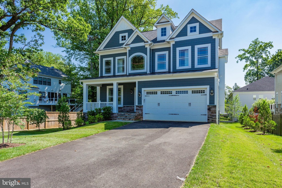 2113 Westmoreland St, Falls Church, VA 22043 - photo 1