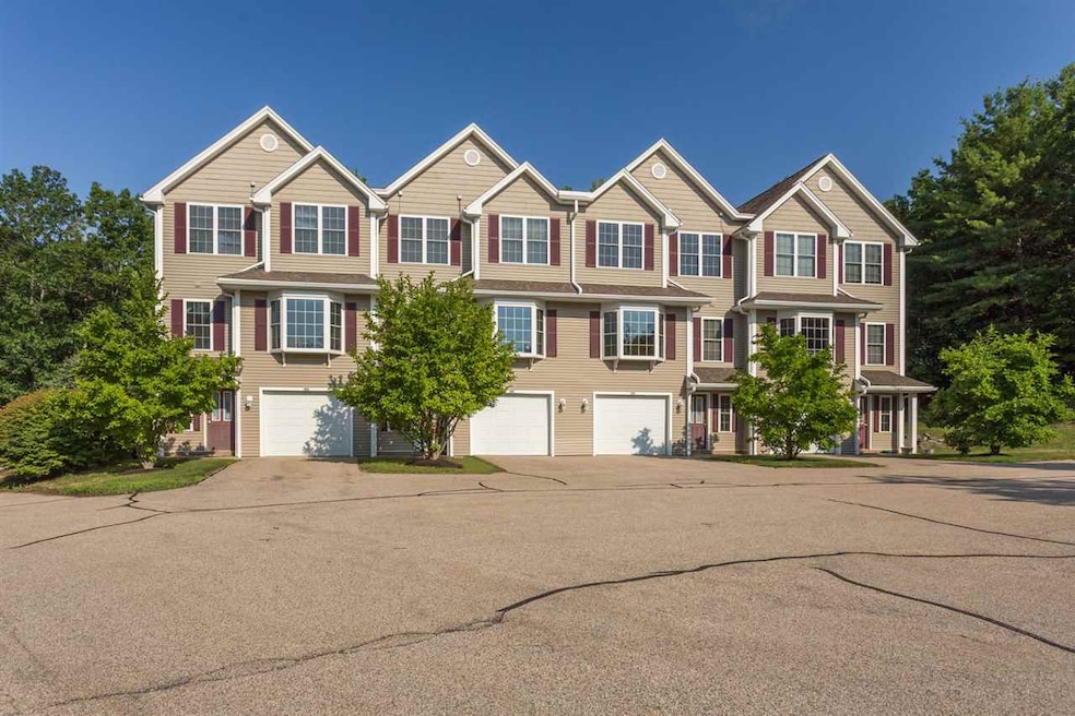 65 Magnolia Ln, Newmarket, NH 03857 - photo 1