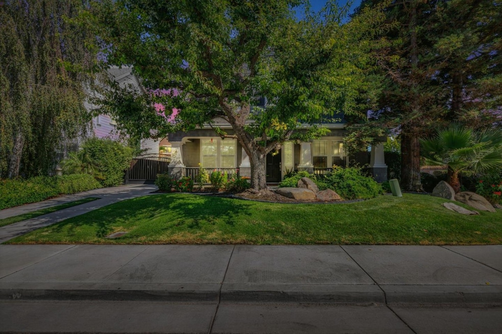 Sold $830,000 • Co-Listing Agent