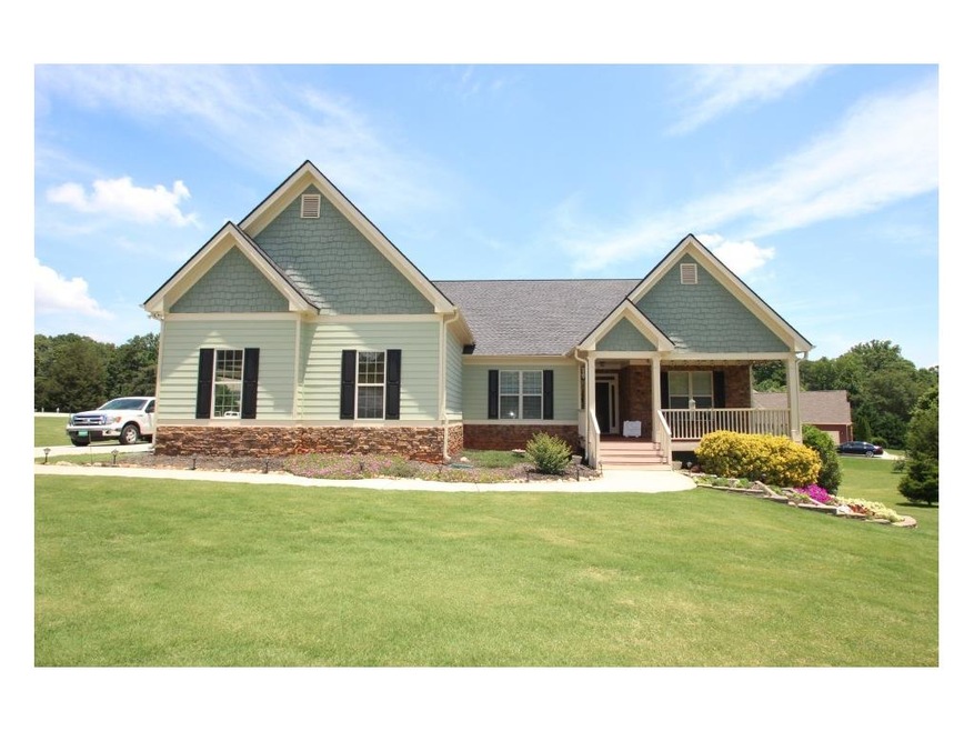 Brand New Roof in 2017 w/50 Year Warranty!  Concre