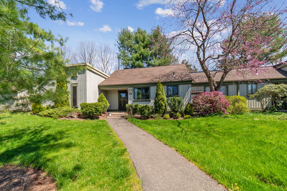 632 Heritage Village unit A, Southbury, CT 06488 - photo 1