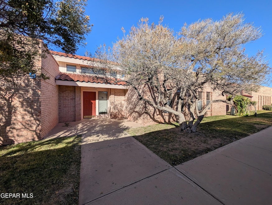 7465 Stoney Hill Dr unit 9D, El Paso, TX 79904 - photo 1