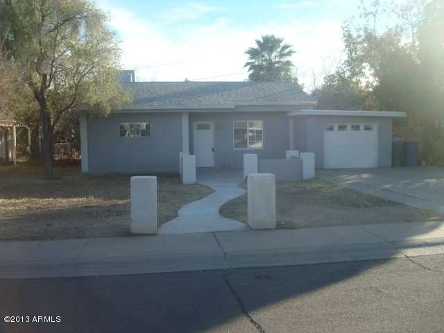 1611 E Cedar St 004