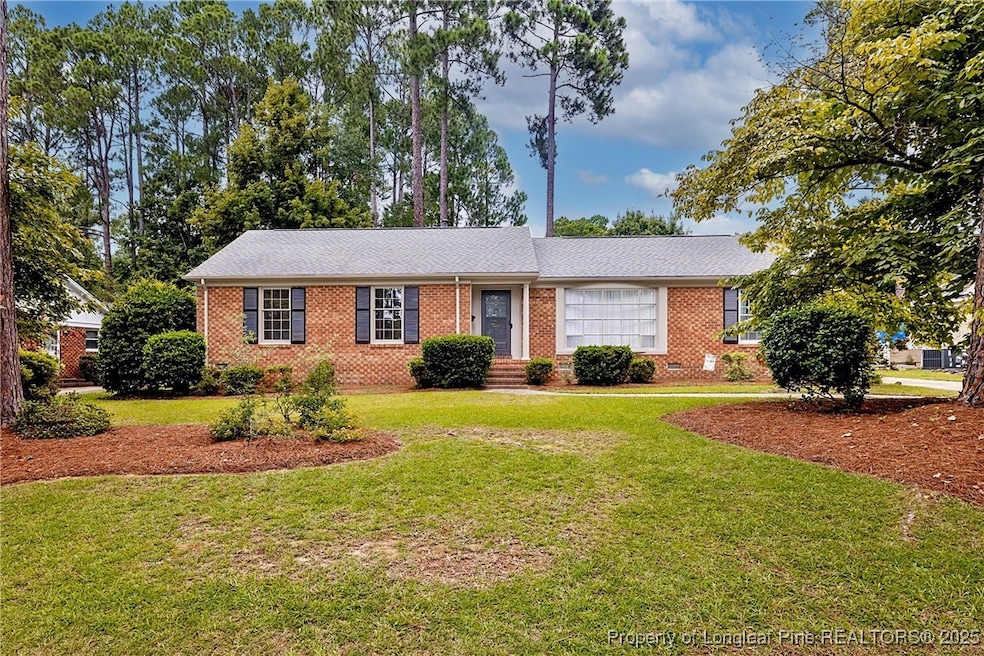 2818 Millbrook Rd, Fayetteville, NC 28303 - photo 1