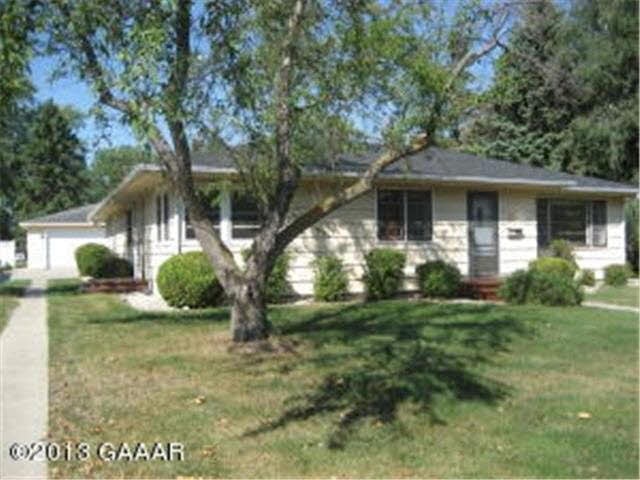 1218 Ash St, Alexandria, MN 56308 - photo 1