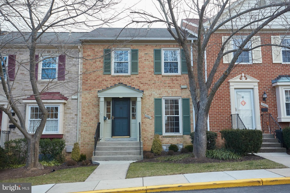 10262 Arizona Cir, Bethesda, MD 20817 - photo 1