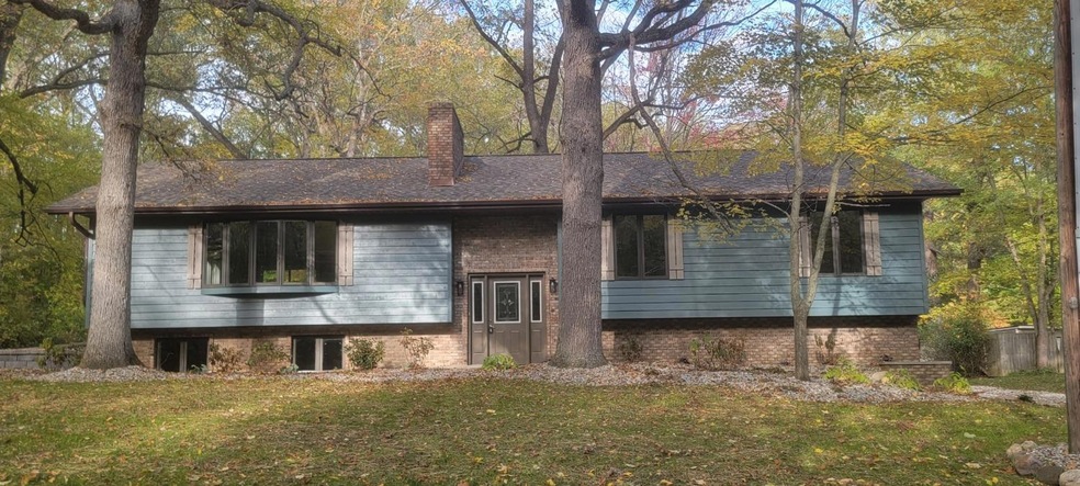 5813 W Schultz Rd, La Porte, IN 46350 - photo 1