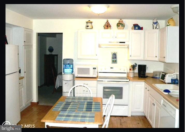 1231 Spruce Ave, Shady Side, MD 20764 - photo 1
