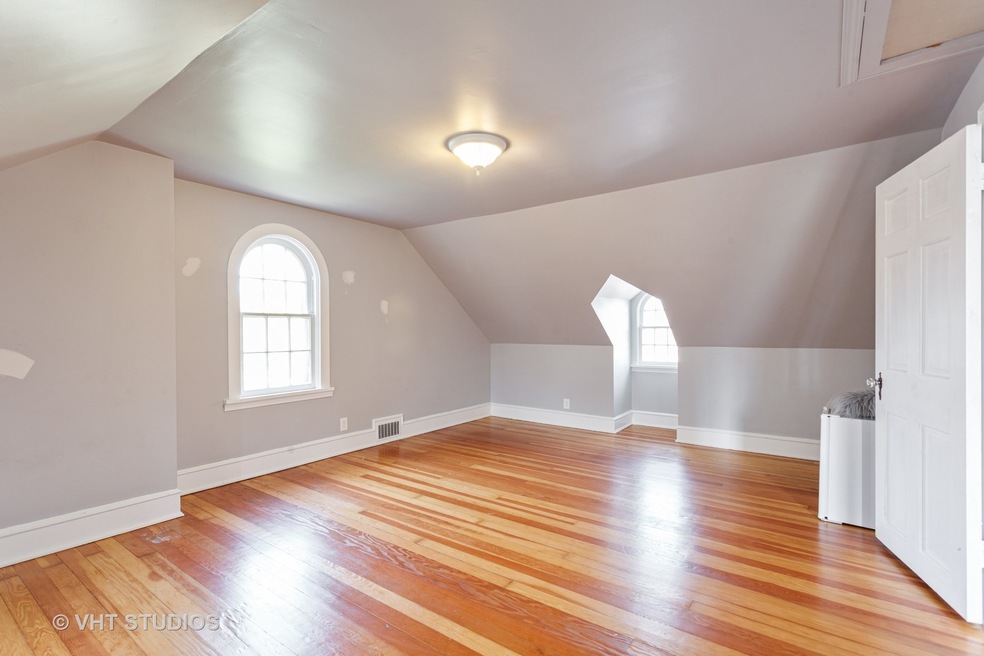 1402 W Downer Place, Aurora, IL 60506 - photo 1