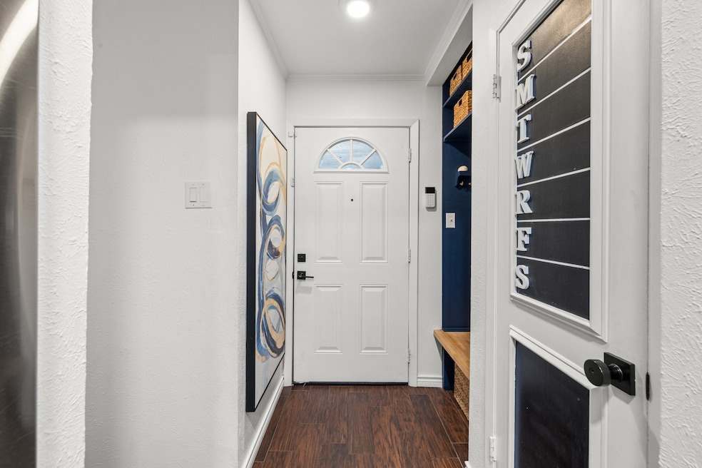 7462 E Northwest Hwy unit 128, Dallas, TX 75231 - photo 1