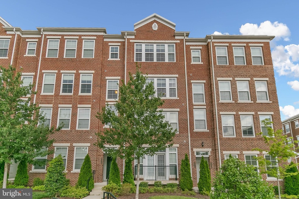 2950 Finsbury Place, Fairfax, VA 22031 - photo 1