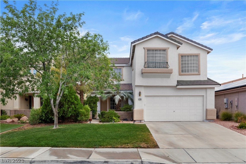 Lovely Green Valley home zoned for excellent schoo