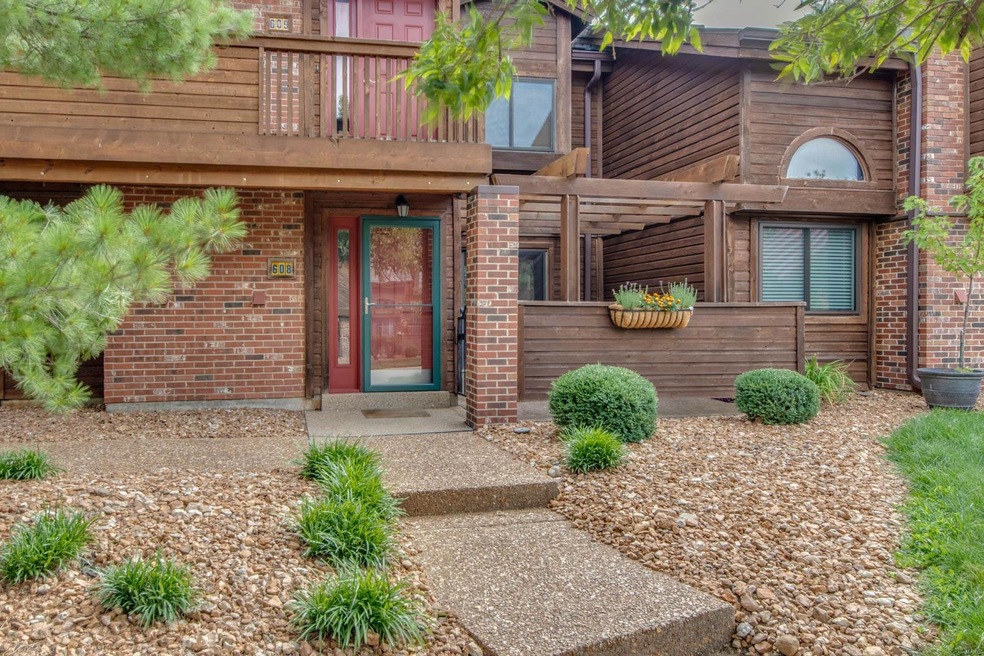 Well maintained and highly sought after condo asso