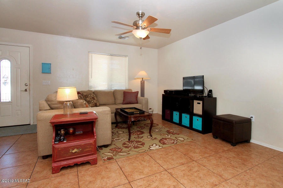 1348 E 8th St unit 2, Tucson, AZ 85719 - photo 1