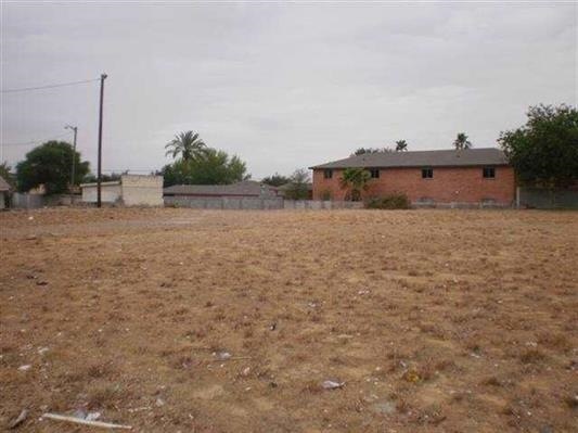 919 Corpus Christi St, Laredo, TX 78040 - photo 1