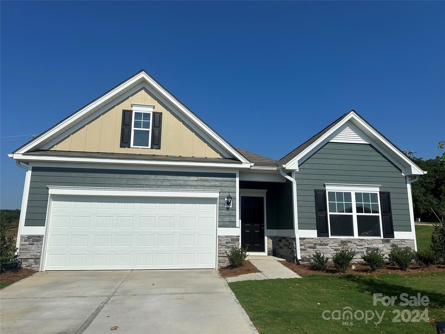 6047 Busch Way unit 5, Midland, NC 28107 - photo 1