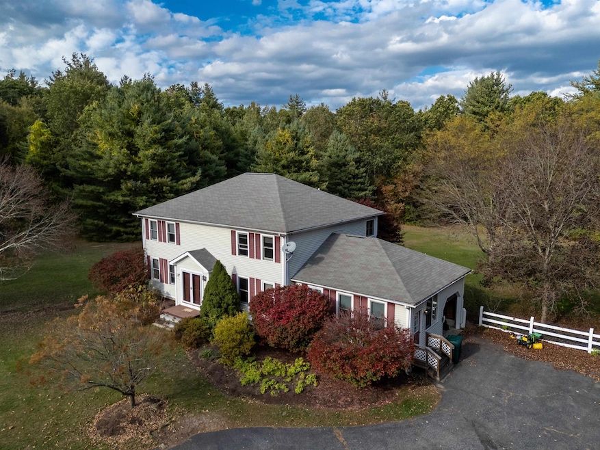 334 Broad St, Hollis, NH 03049 - photo 1