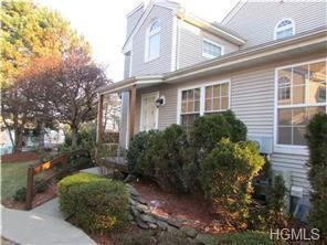 1062 Washington Green, New Windsor, NY 12553 - photo 1