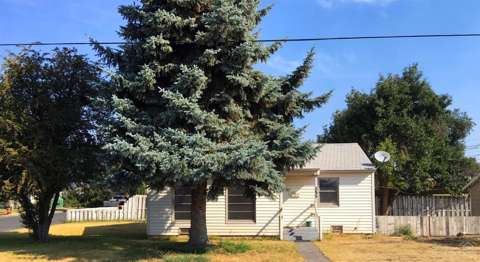 unlisted-address, Redmond, OR 97756 - photo 1