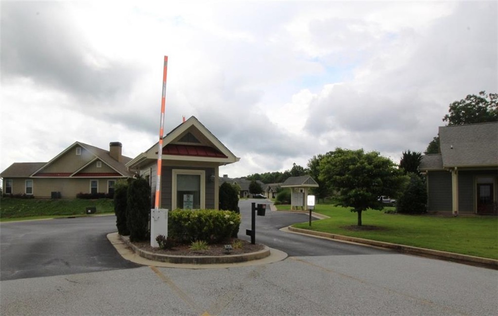 37 Summit Ct unit F-10, Dahlonega, GA 30533 - photo 1