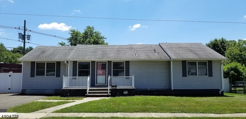 201 Jackson Ave, Manville, NJ 08835 - photo 1