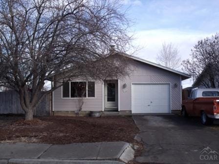 1168 NW 8th St, Redmond, OR 97756 - photo 1