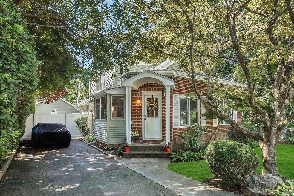 3 2nd St, Glenwood Landing, NY 11547 - photo 1