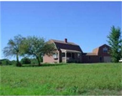 370 Harwood Ave, Littleton, MA 01460 - photo 1