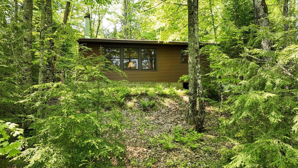 Under Contract $300,000 • Co-Listing Agent