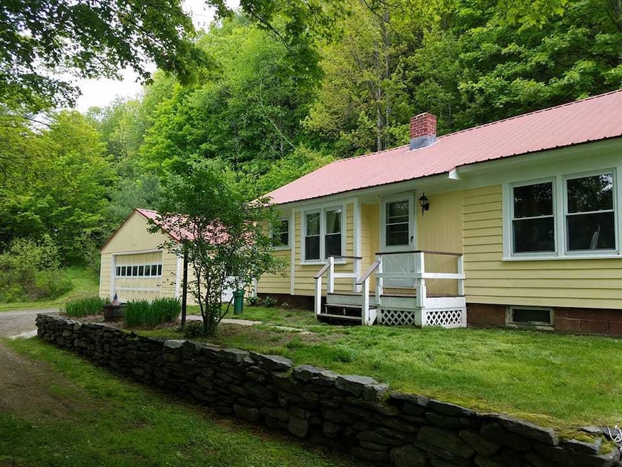 237 Vt Route 100 N, Wilmington, VT 05363 - photo 1