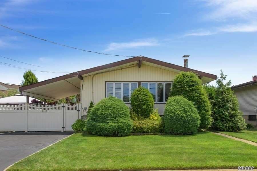 2605 Centre Ave, Bellmore, NY 11710 - photo 1