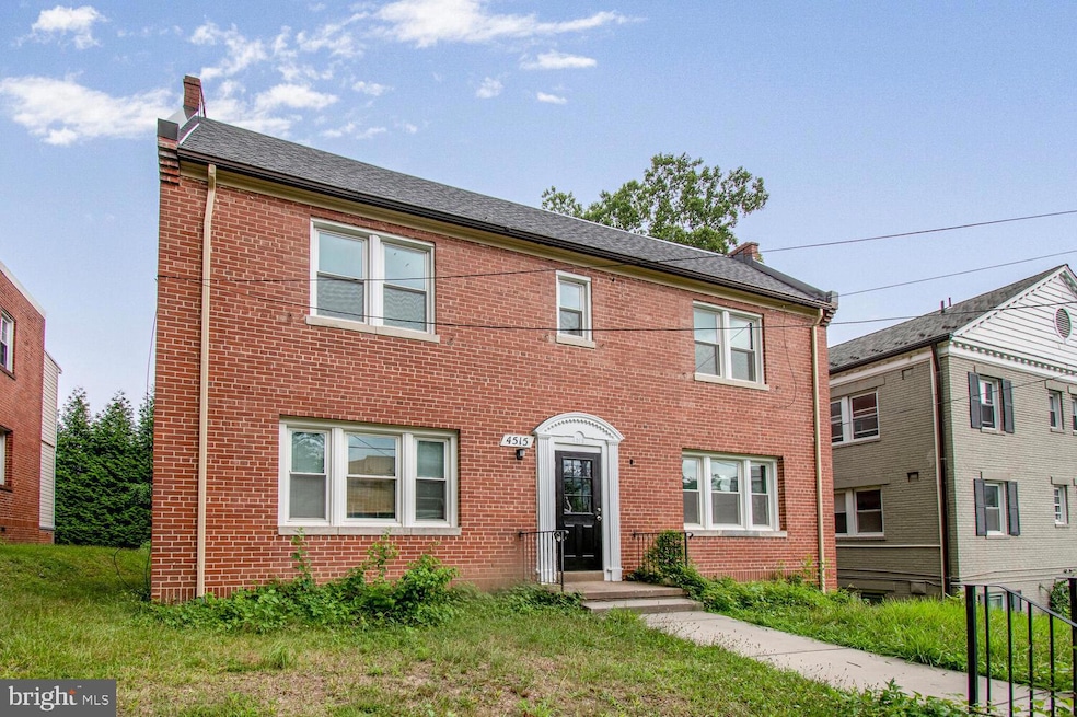 For Rent $1,899/month