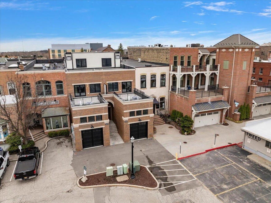 01-52 E 8th St, Holland, MI-1