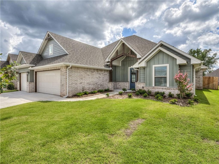 1404 Monterey Dr, Norman, OK 73072 - photo 1