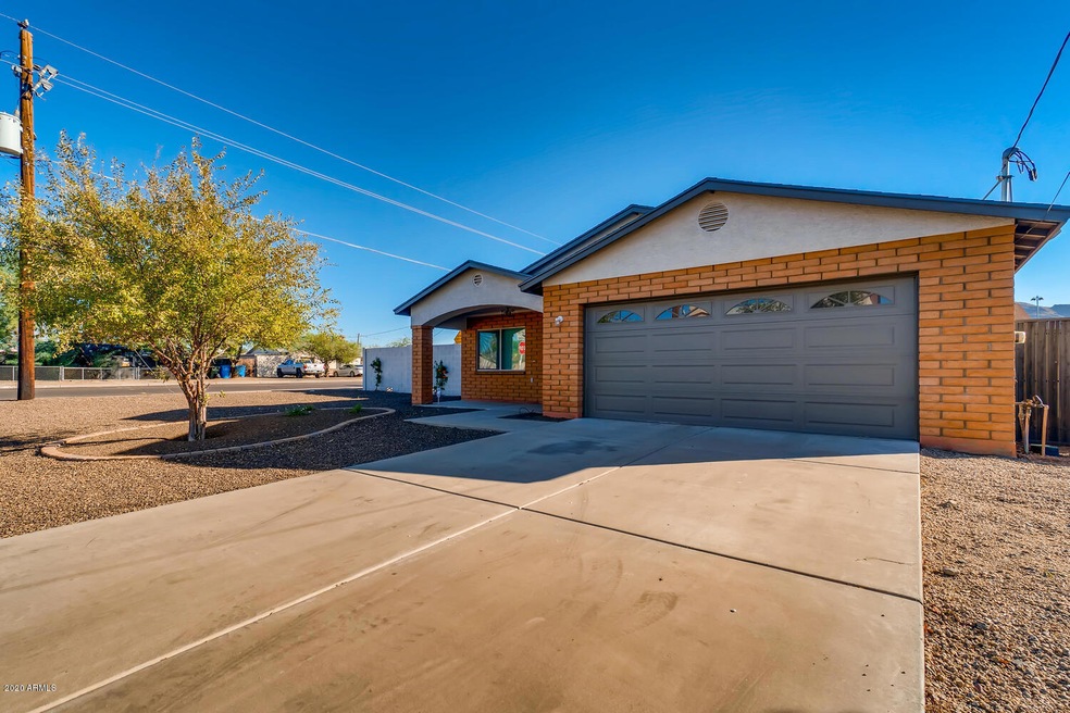 8939 N 10th Street Phoenix AZ-large-001-
