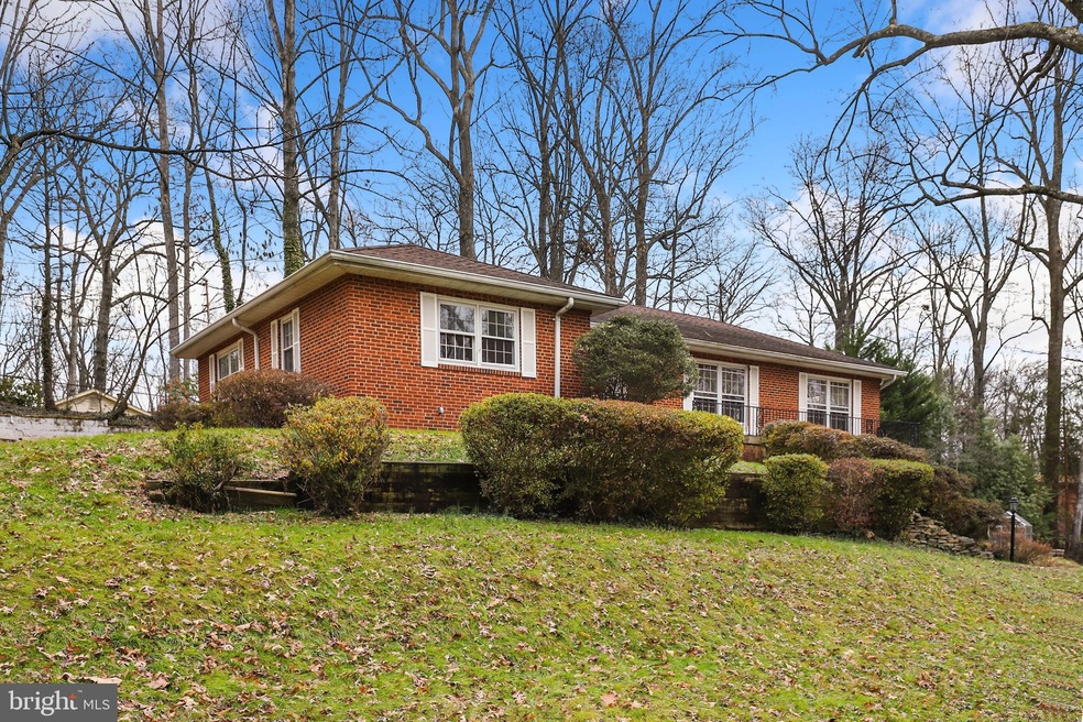 6376 Cavalier Corridor, Falls Church, VA 22044 - photo 1