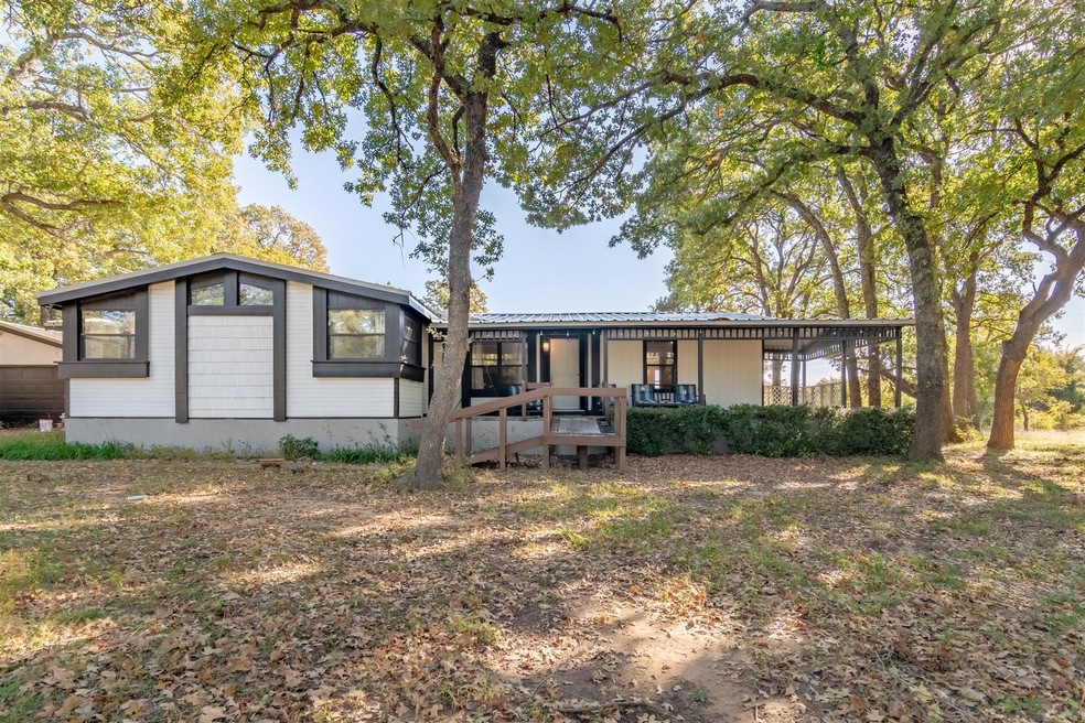 781 Eastern Valley Ln, Whitesboro, TX 76273 - photo 1