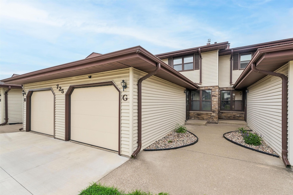 Under Contract $179,900 • Co-Listing Agent
